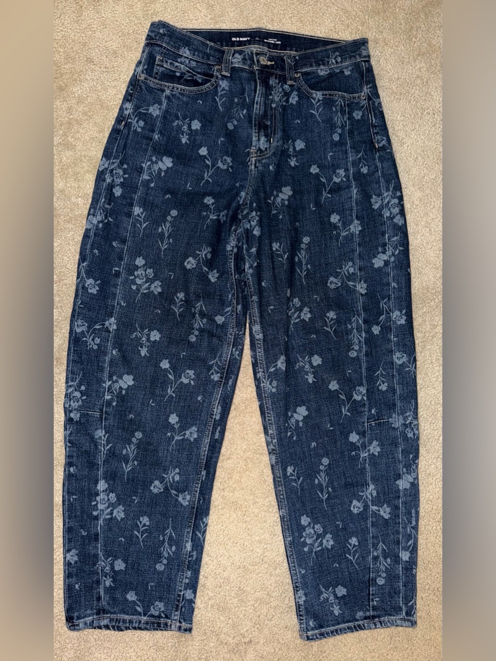 Women’s old navy floral barrel jean